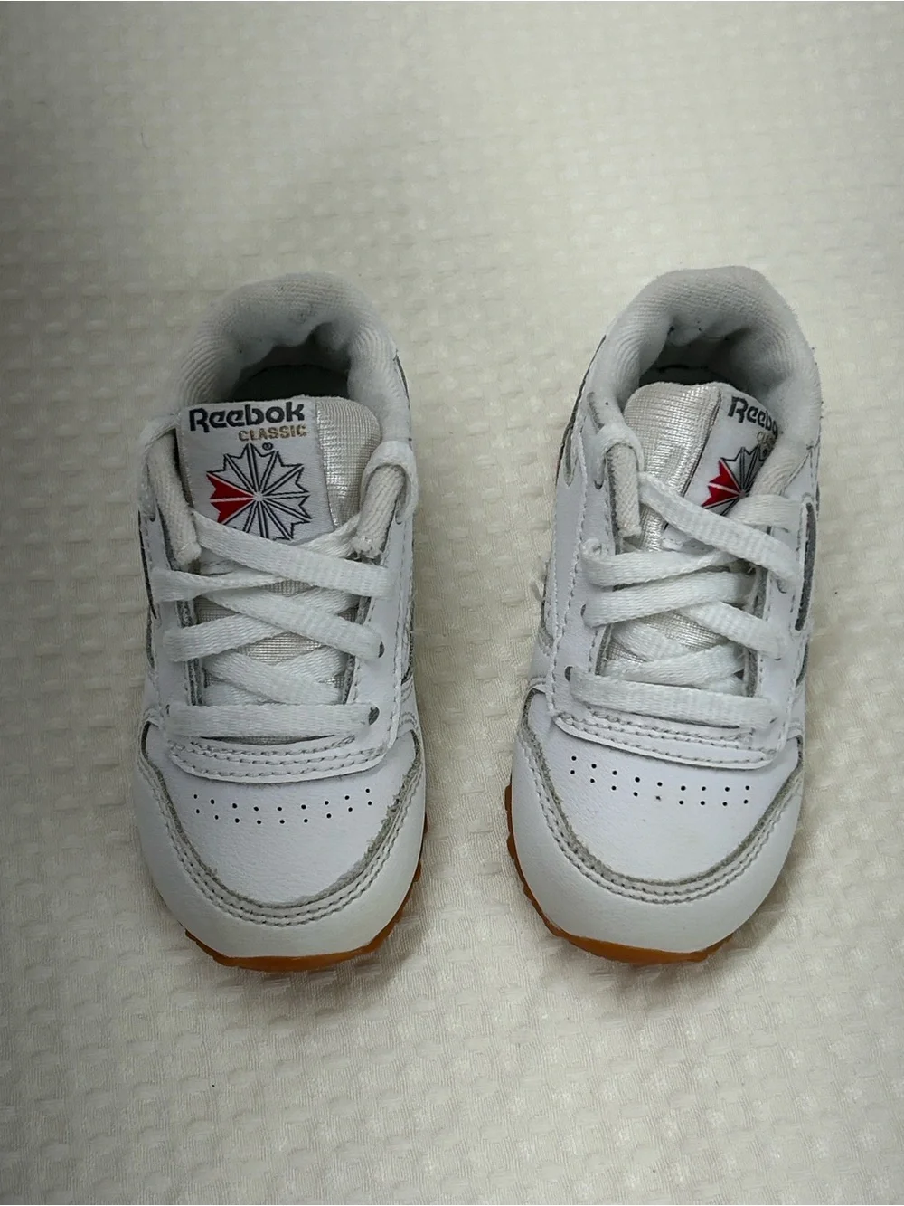 Reebok Classic Kids White Sneaker with Gum Sole